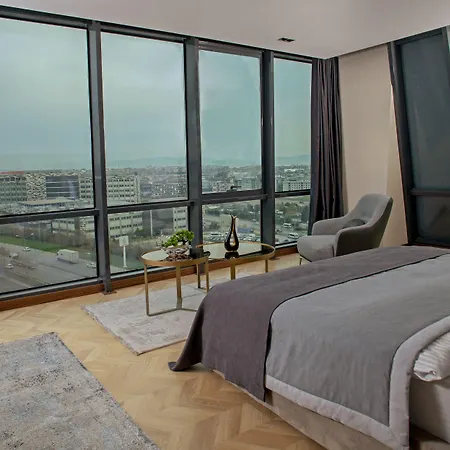 Moncher מלון Cayirova