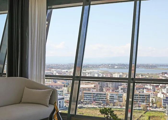 فندق Moncher Cayirova