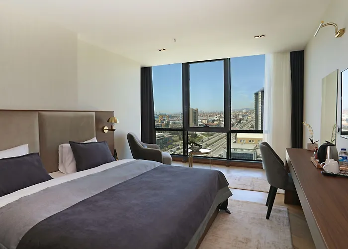 Moncher فندق Cayirova